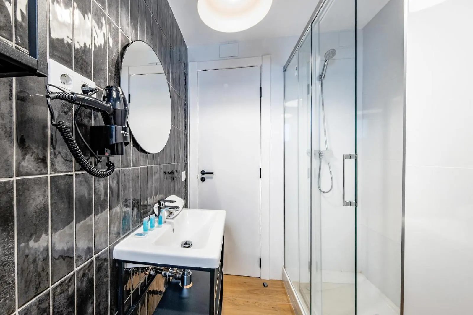 Bebarceloner Eixample Apartments - 4 Bedrooms 0*, Barcelone