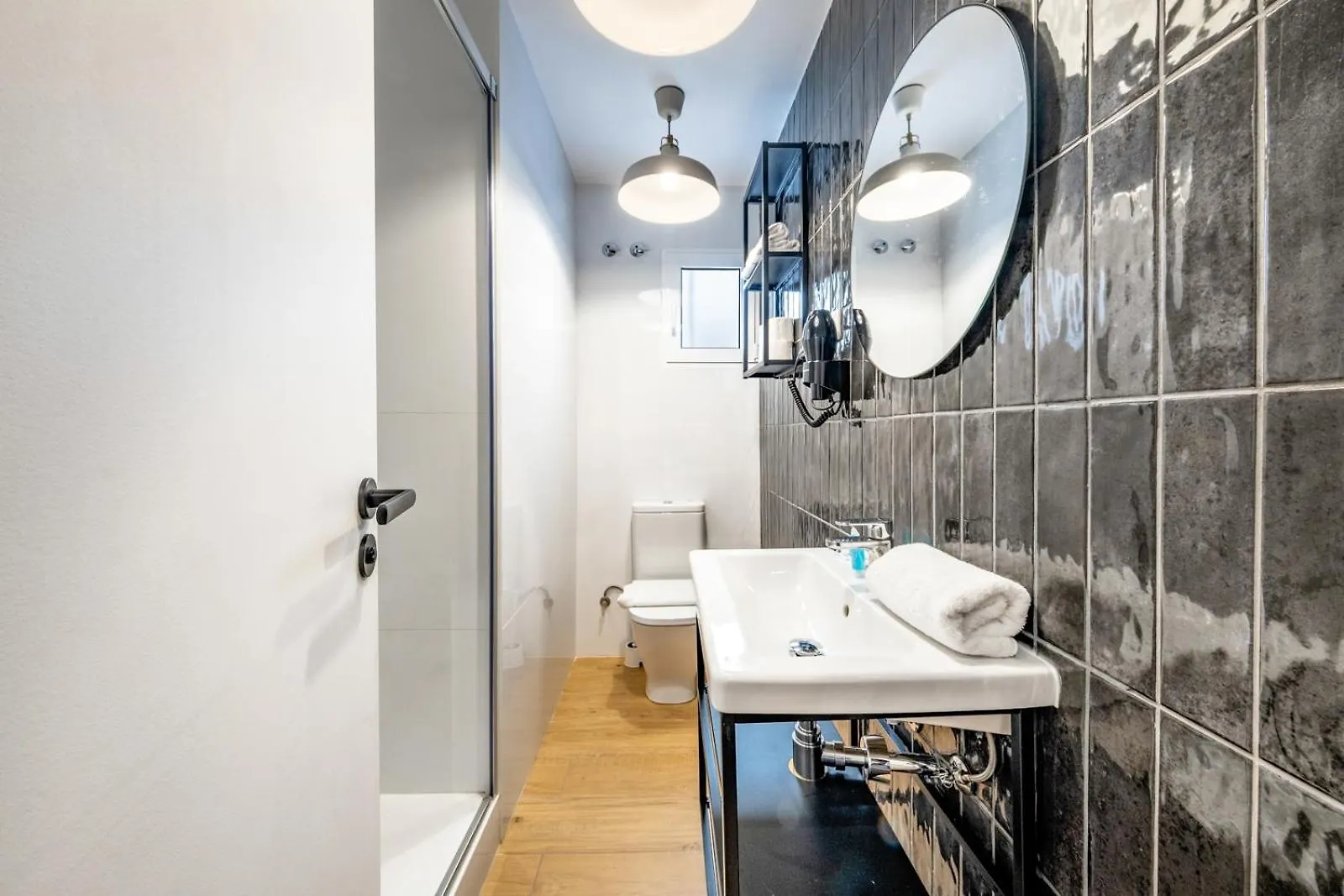 Bebarceloner Eixample Apartments - 4 Bedrooms 0*, Barcelona Spain