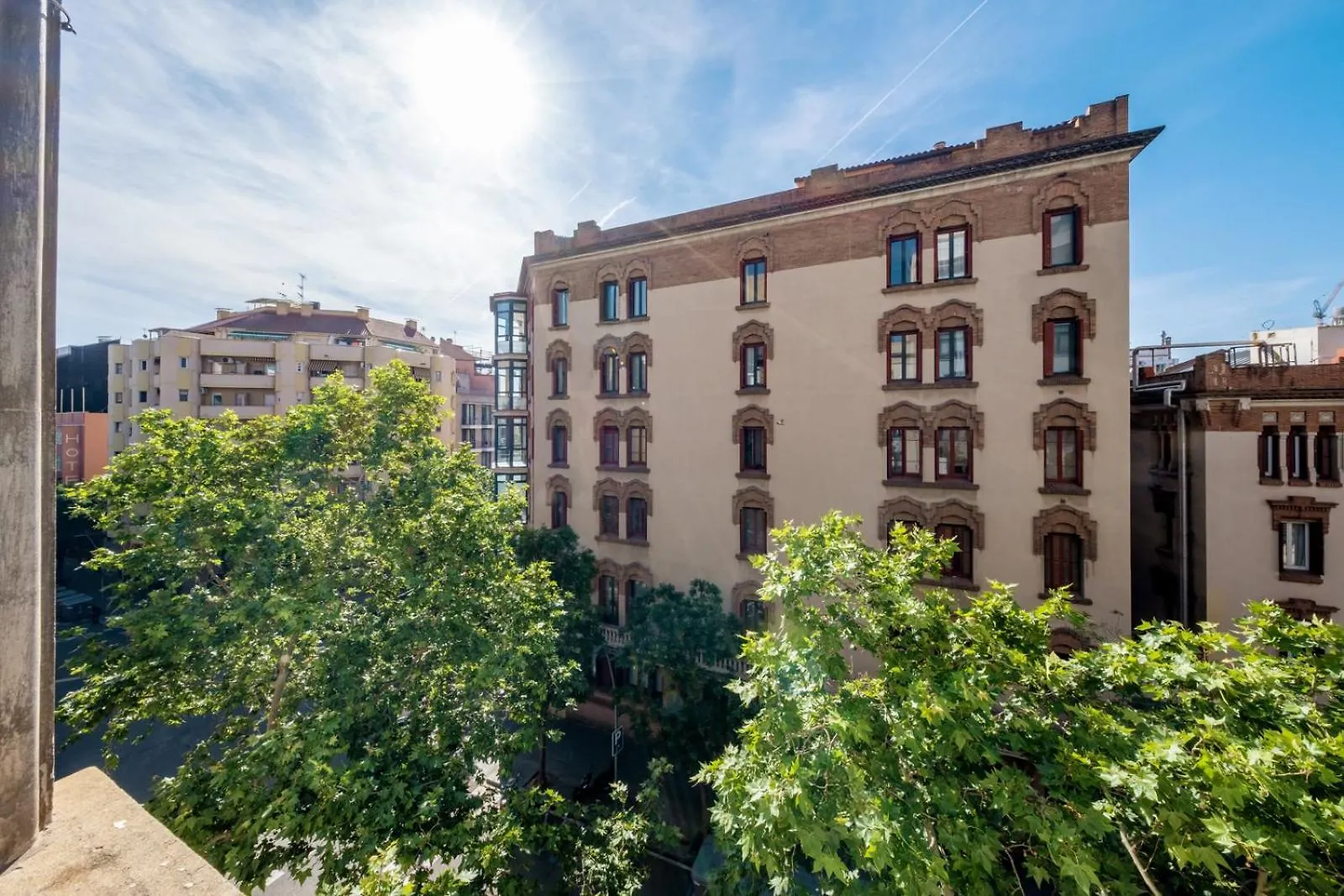 Bebarceloner Eixample Apartments - 4 Bedrooms Spain